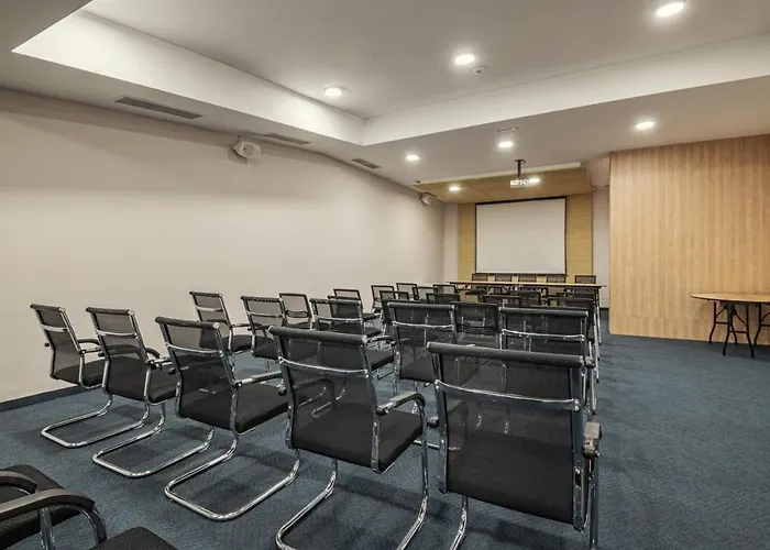 Marea & ホテル ネウム